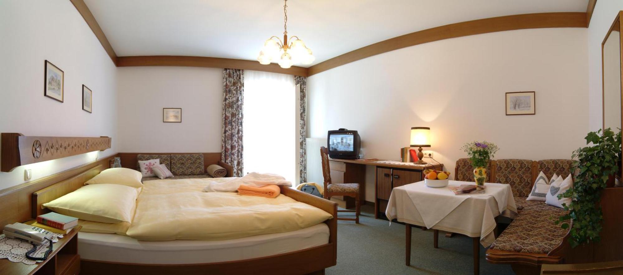 Haus Friedrichsburg - Bergbahnen Von Mai Bis November Inklusive Hotel บาดฮอฟกัสไตน์ ห้อง รูปภาพ